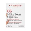 Clarins Milky Boost Capsules folyékony make-up az egységes és világosabb arcbőrre 05 30 x 0,2 ml