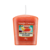 Yankee Candle Passion Fruit Martini votívna sviečka 49 g