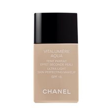 Chanel Vitalumiere Aqua UltraLight Skin Perfecting Makeup make-up pre zjednotenú a rozjasnenú pleť B10 Beige-Pastel 30 ml