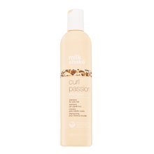 Milk_Shake Curl Passion Shampoo vyživujúci šampón pre vlnité a kučeravé vlasy 300 ml
