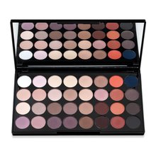 Makeup Revolution Flawless Matte 2 Ultra Eyeshadow Palette paletka očních stínů 20 g