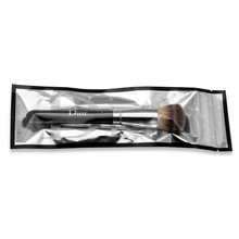 Dior (Christian Dior) Backstage Full Coverage Fluid Foundation Brush štětec na tekutý make-up No. 12