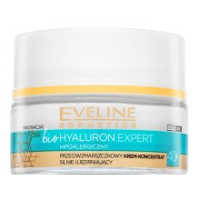 Eveline Bio Hyaluron Expert 40+ cremă hrănitoare pentru toate tipurile de piele 50 ml