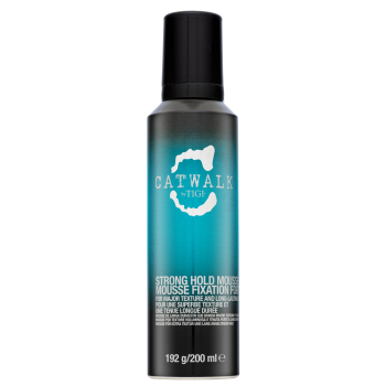 Tigi Catwalk Strong Hold Mousse pěnové tužidlo pro silnou fixaci 200 ml