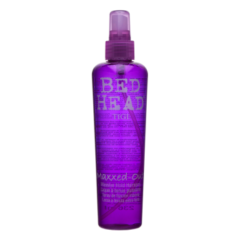 Tigi Bed Head Styling Maxxed-out Massive Hold Hairspray lak na vlasy pro extra silnou fixaci 236 ml
