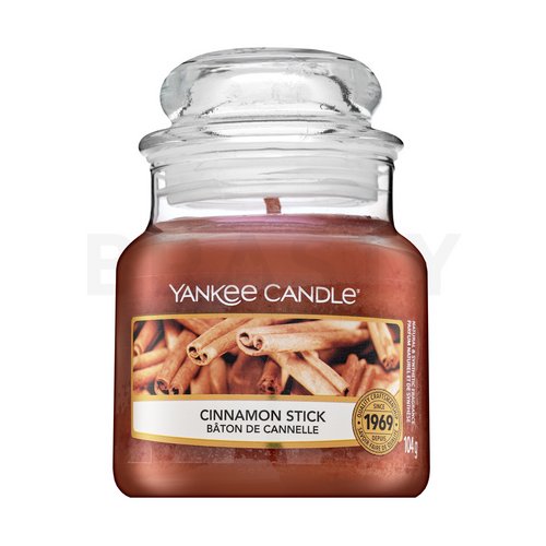 Yankee Candle Cinnamon Stick lumânare parfumată 104 g