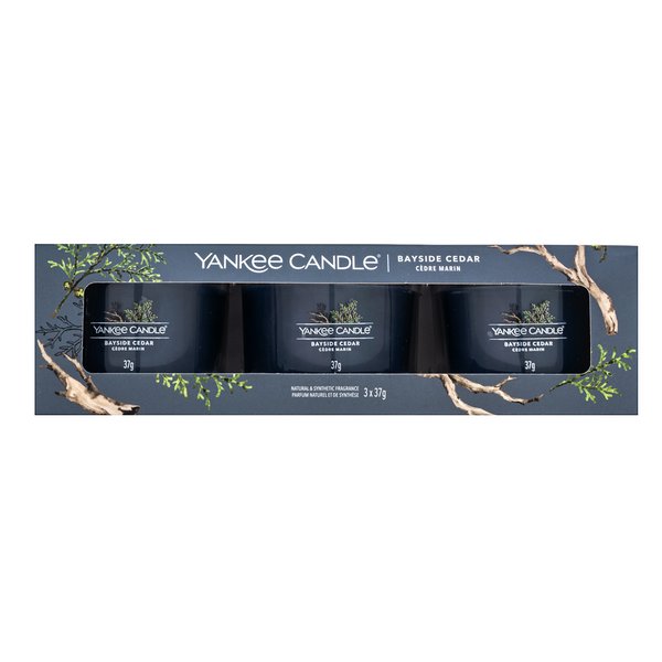 Yankee Candle Bayside Cedar votívna sviečka 3 x 37 g