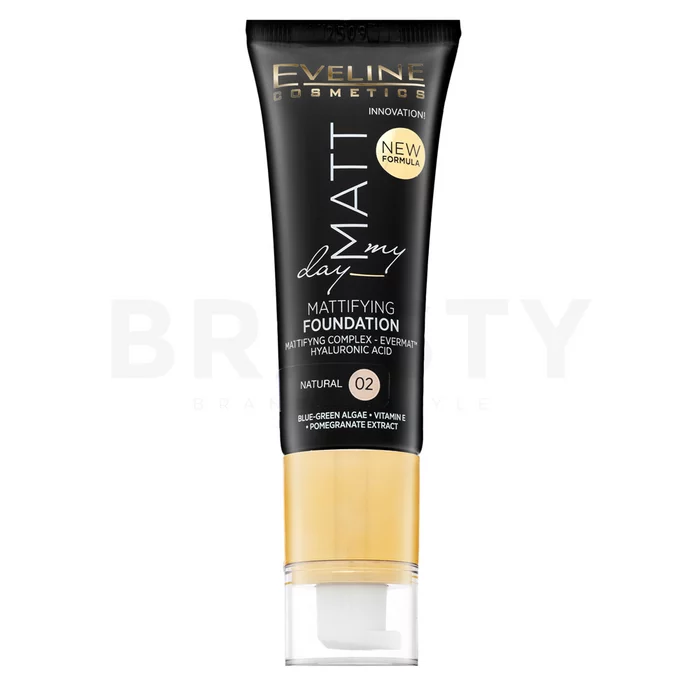 Eveline Matt My Day Mattifying Foundation fondotinta liquido con un effetto opaco 02 Natural 40 ml